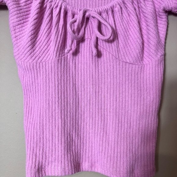 HOLLISTER Long Sleeve Crop Tie Front Crewneck Sweater Pink Size XXS Y2K Casual - Picture 3 of 6